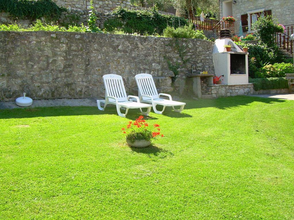 Casa Mary Apartamento Brenzone sul Garda Quarto foto