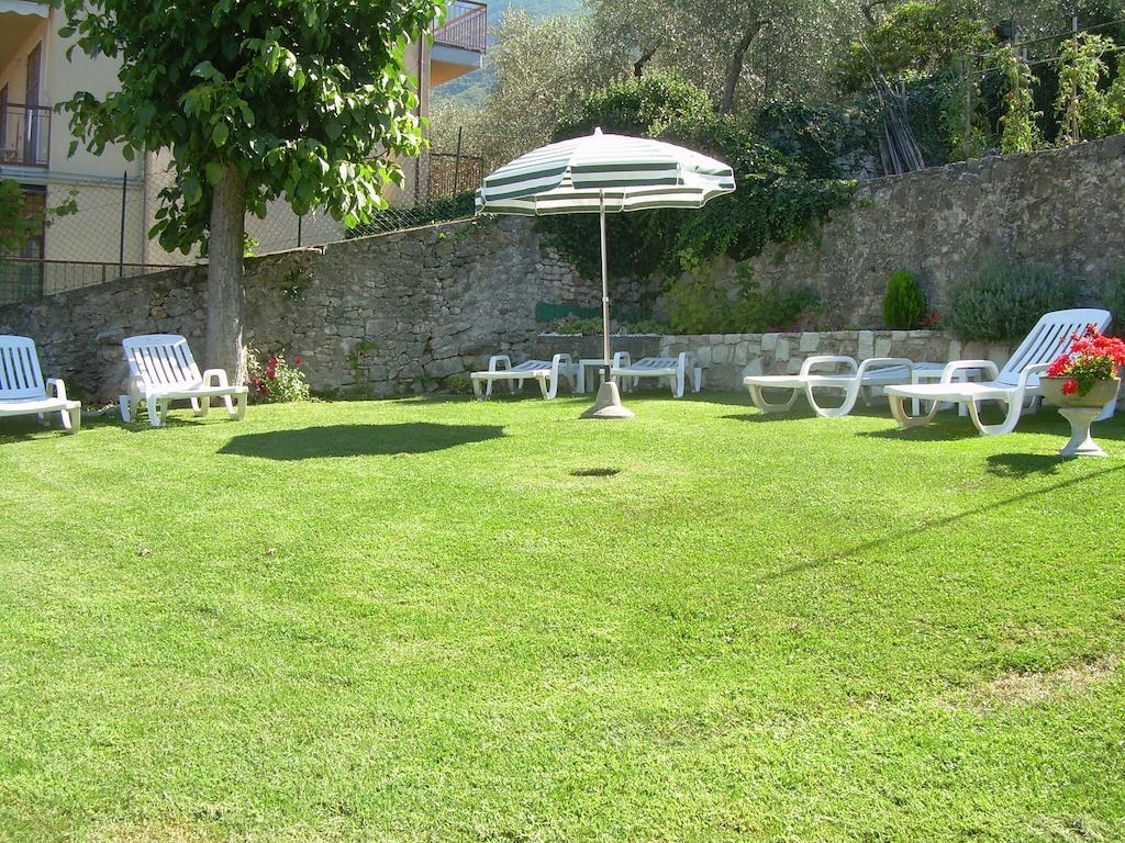 Casa Mary Apartamento Brenzone sul Garda Quarto foto